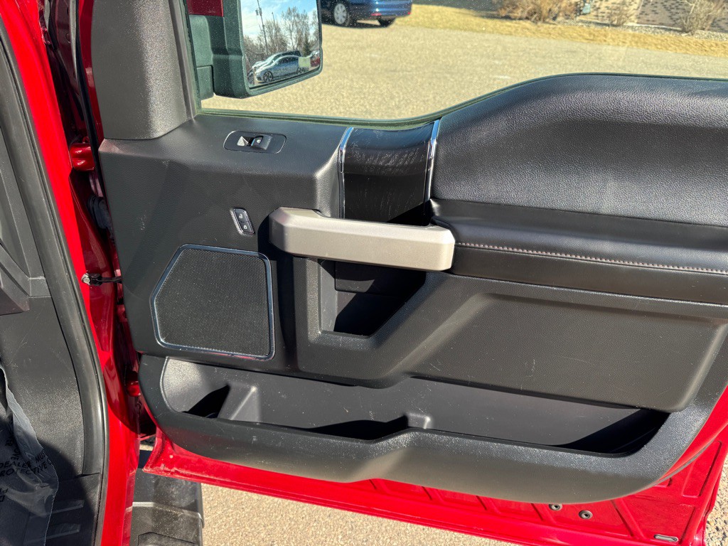 2017 Ford F-150 Image 38