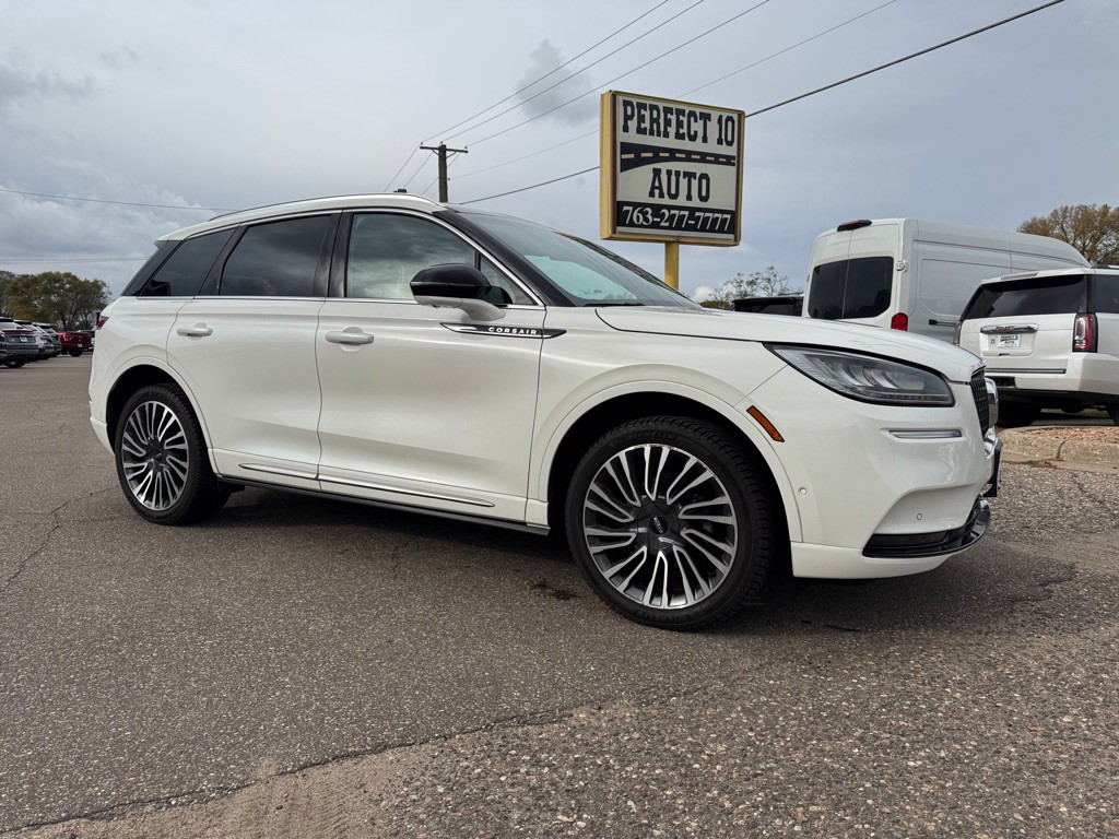 2021 Lincoln Corsair Image 2