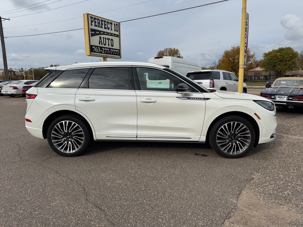 2021 Lincoln Corsair Image 3