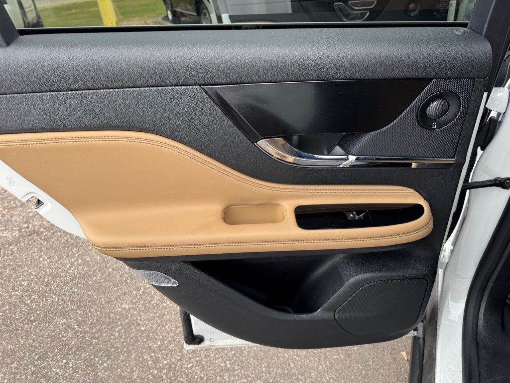 2021 Lincoln Corsair Image 23