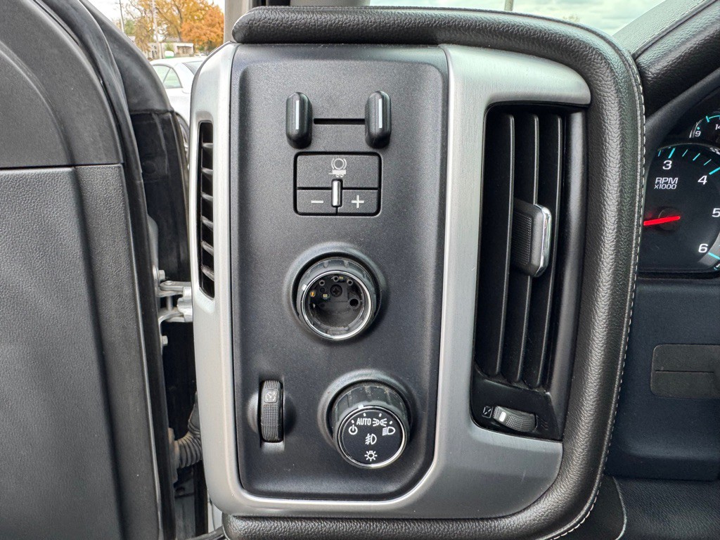 2017 GMC Sierra 1500 Image 50