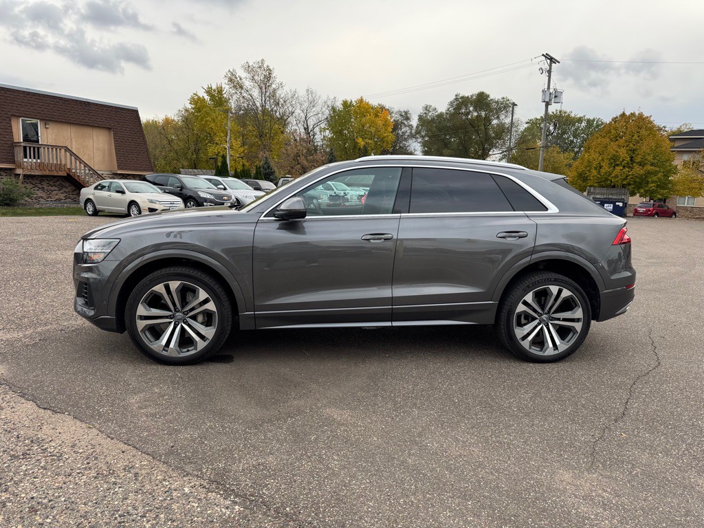 2019 Audi Q8 Image 9