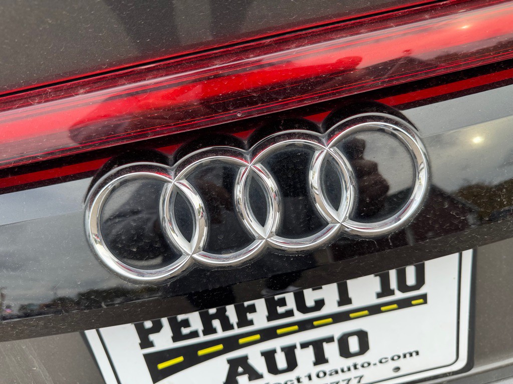 2019 Audi Q8 Image 13