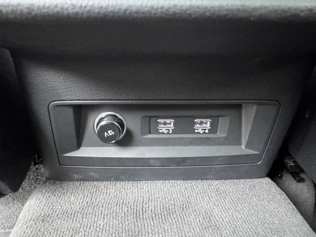 2019 Audi Q8 Image 35