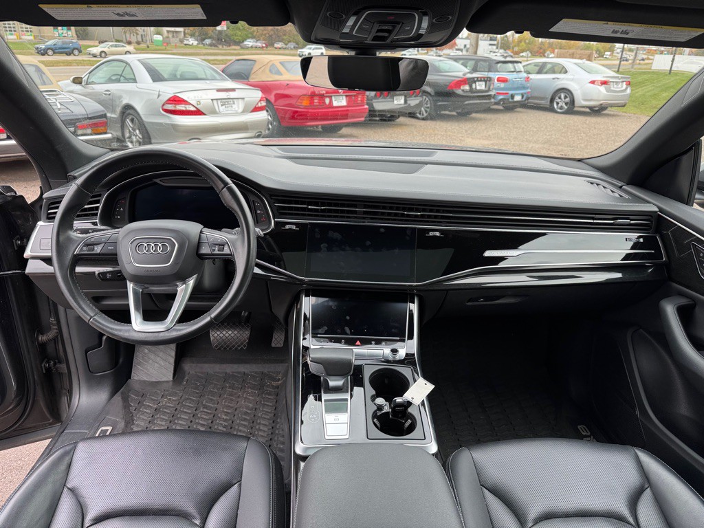 2019 Audi Q8 Image 36