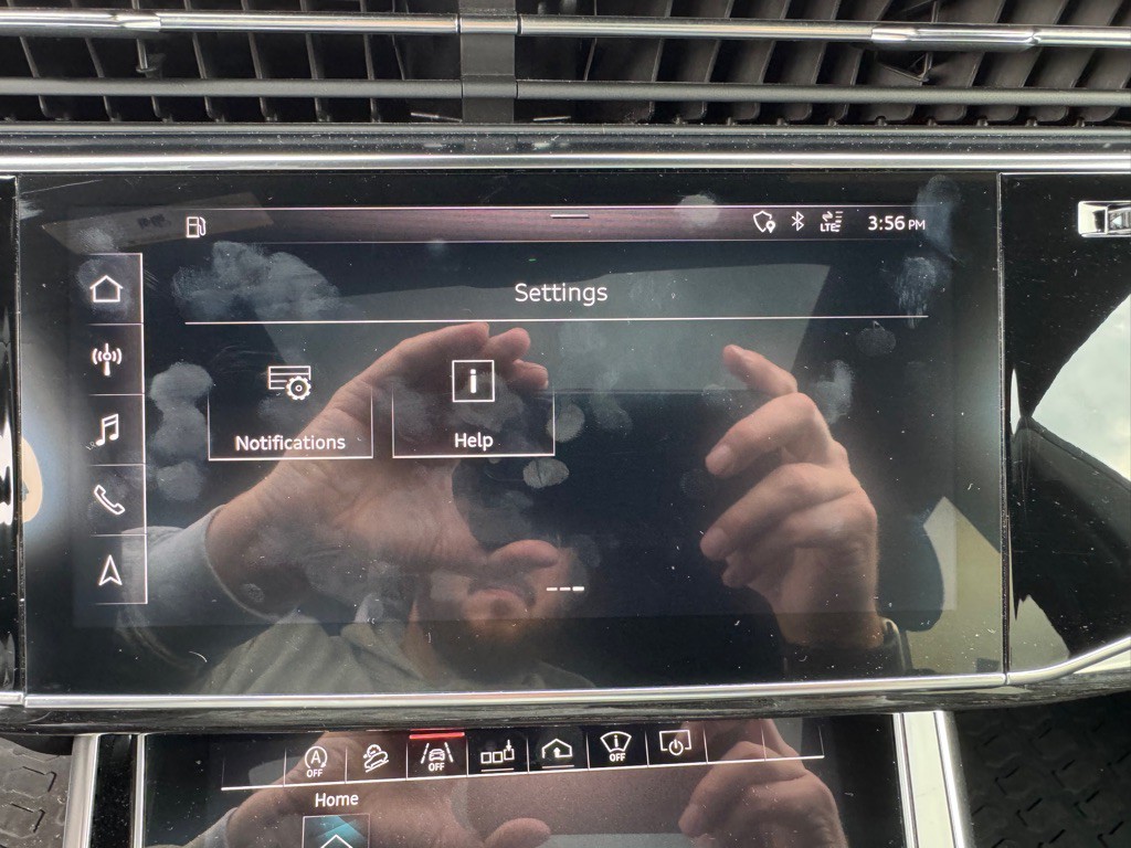 2019 Audi Q8 Image 52