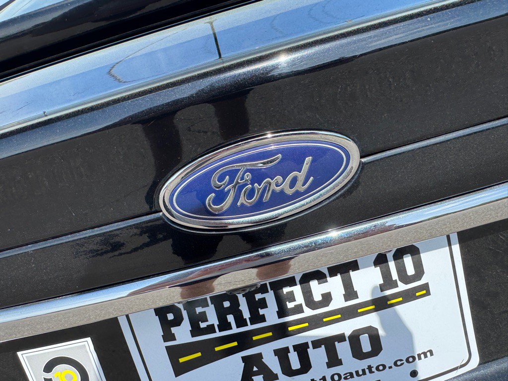 2017 Ford Fusion Image 17