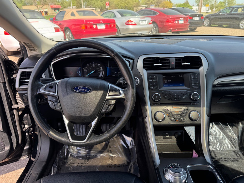 2017 Ford Fusion Image 36