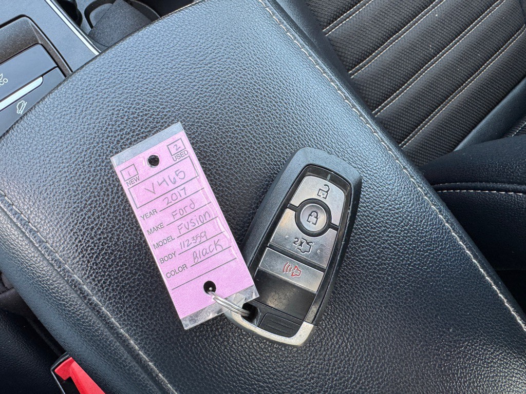 2017 Ford Fusion Image 38