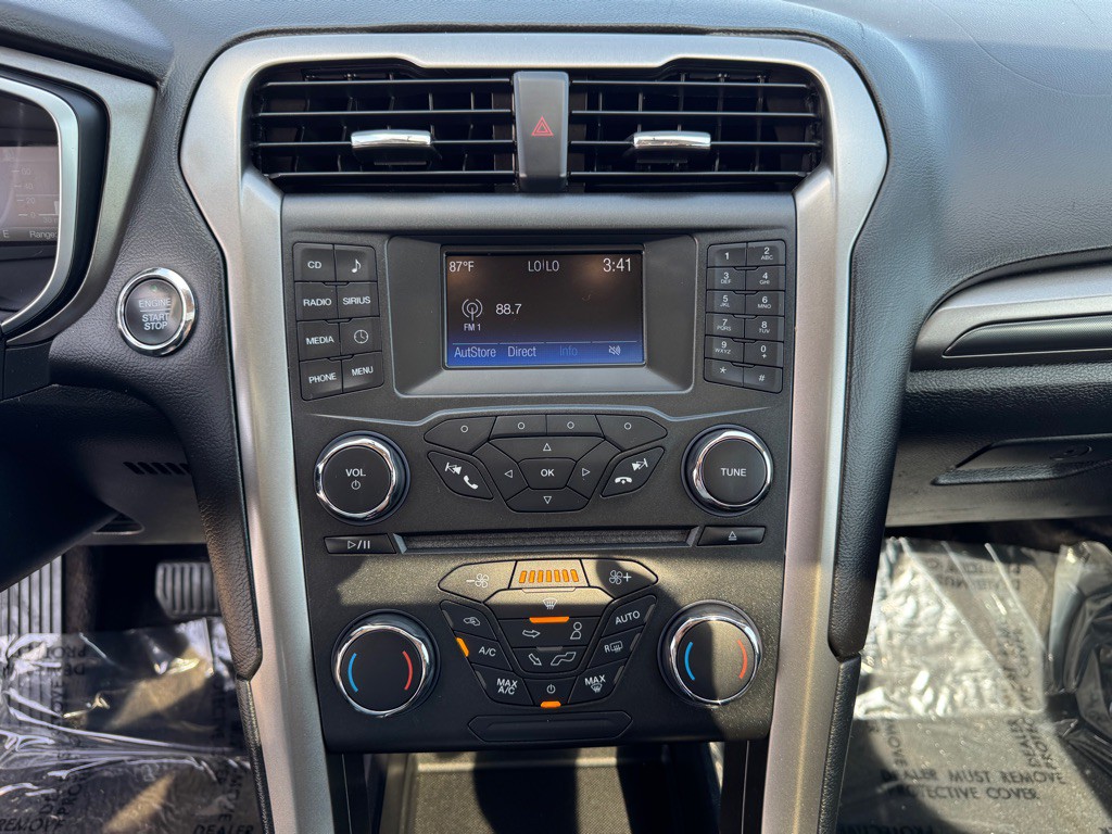 2017 Ford Fusion Image 41