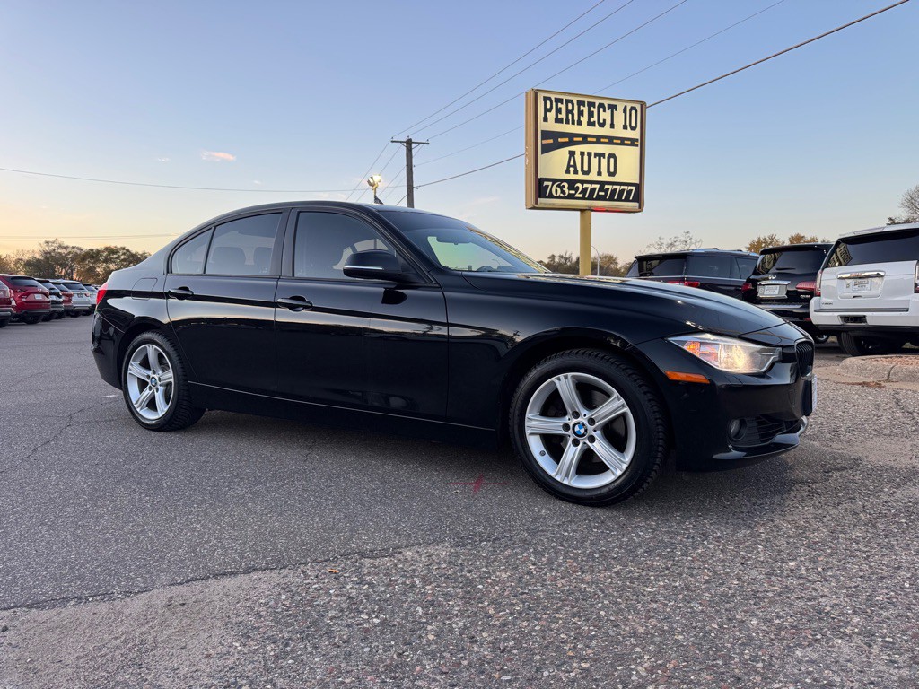 2015 BMW 3 Series Image 2