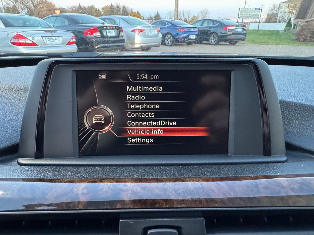 2015 BMW 3 Series Image 39