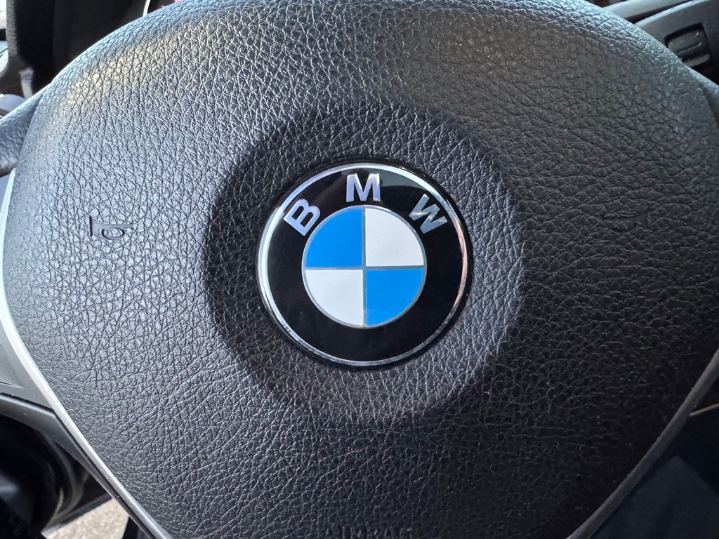 2015 BMW 3 Series Image 43