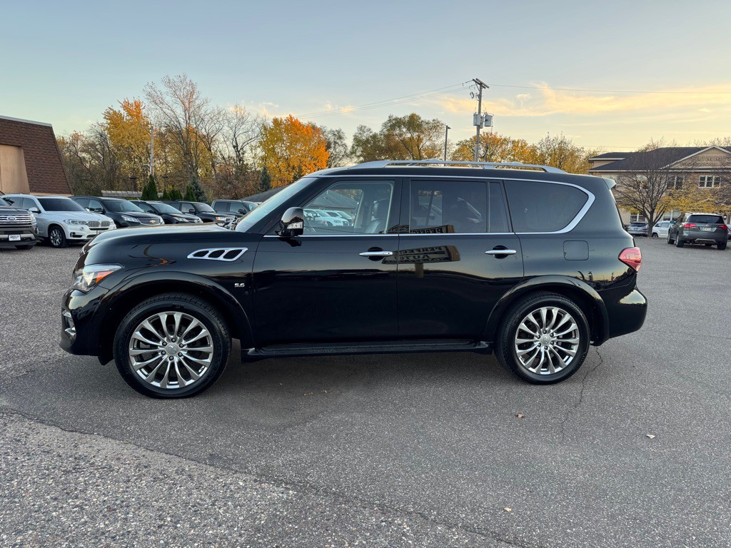 2015 INFINITI QX80 Image 9