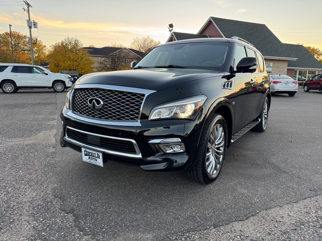 2015 INFINITI QX80 Image 11