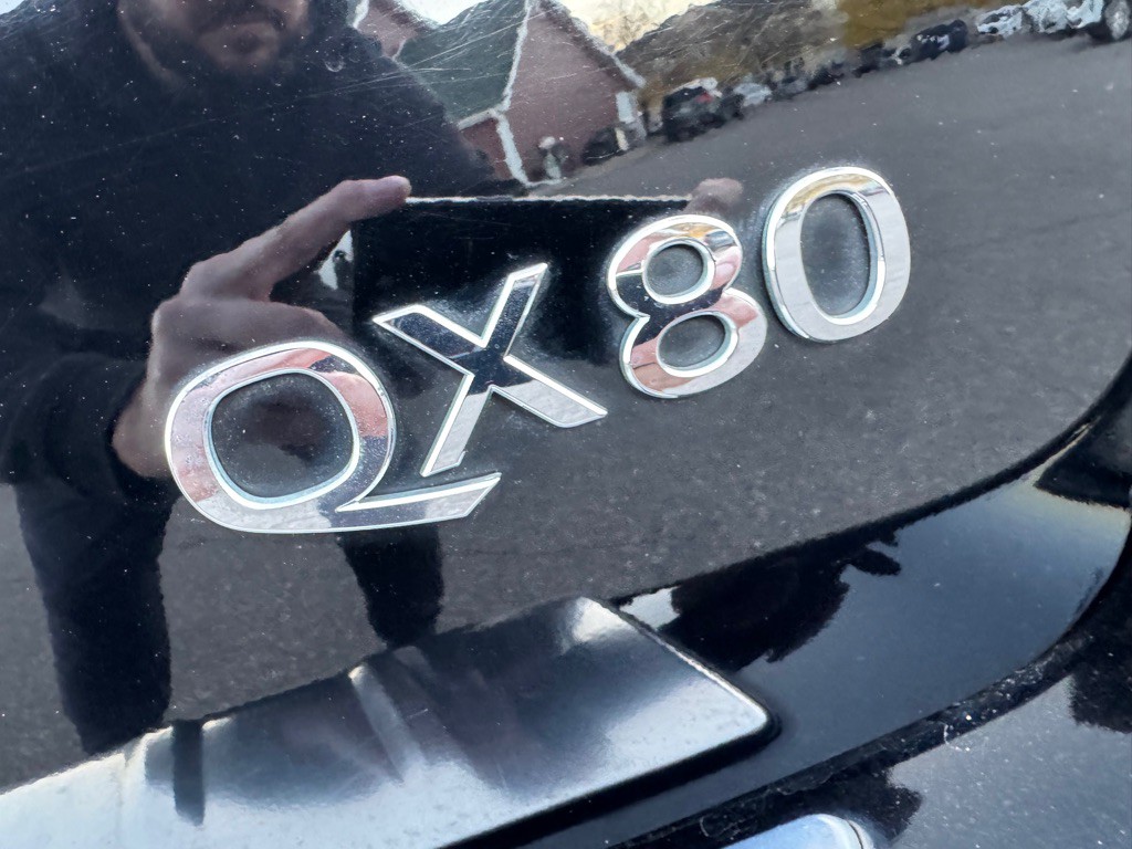 2015 INFINITI QX80 Image 14