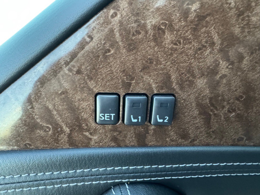 2015 INFINITI QX80 Image 20