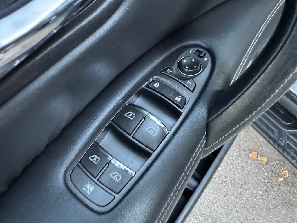 2015 INFINITI QX80 Image 21