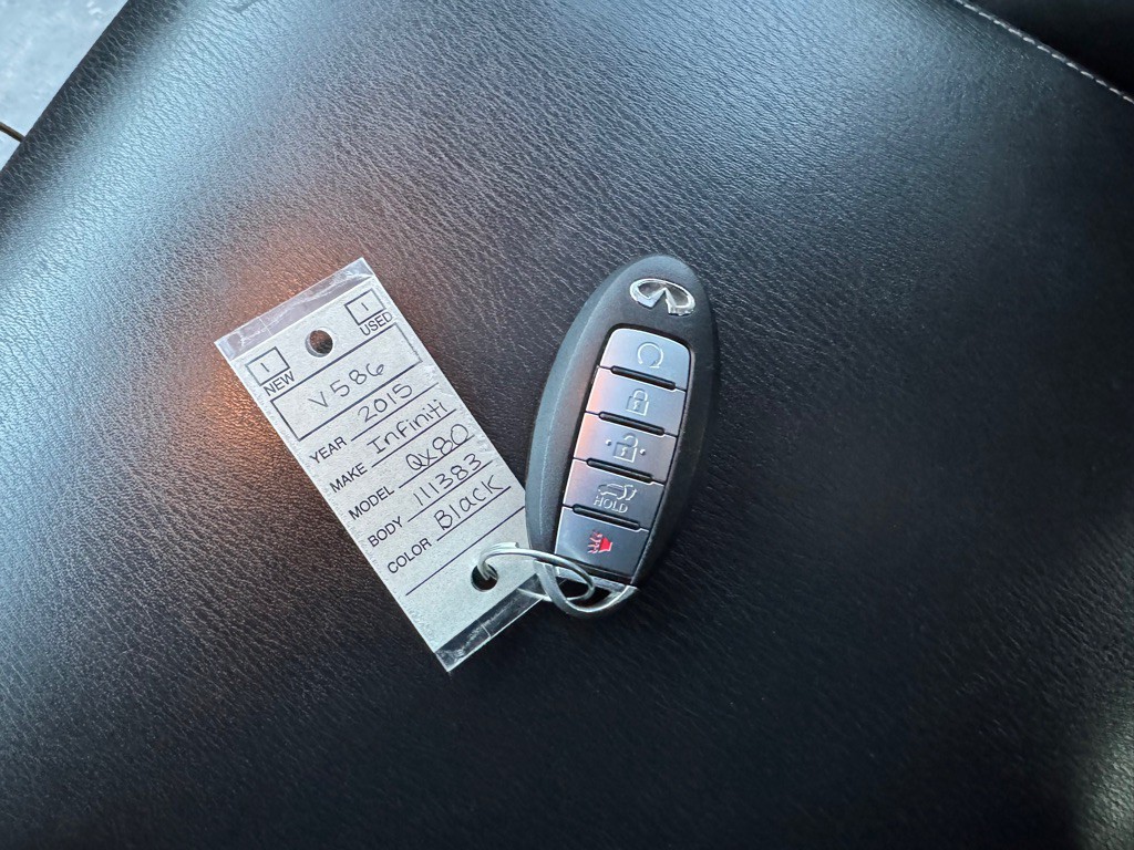 2015 INFINITI QX80 Image 42