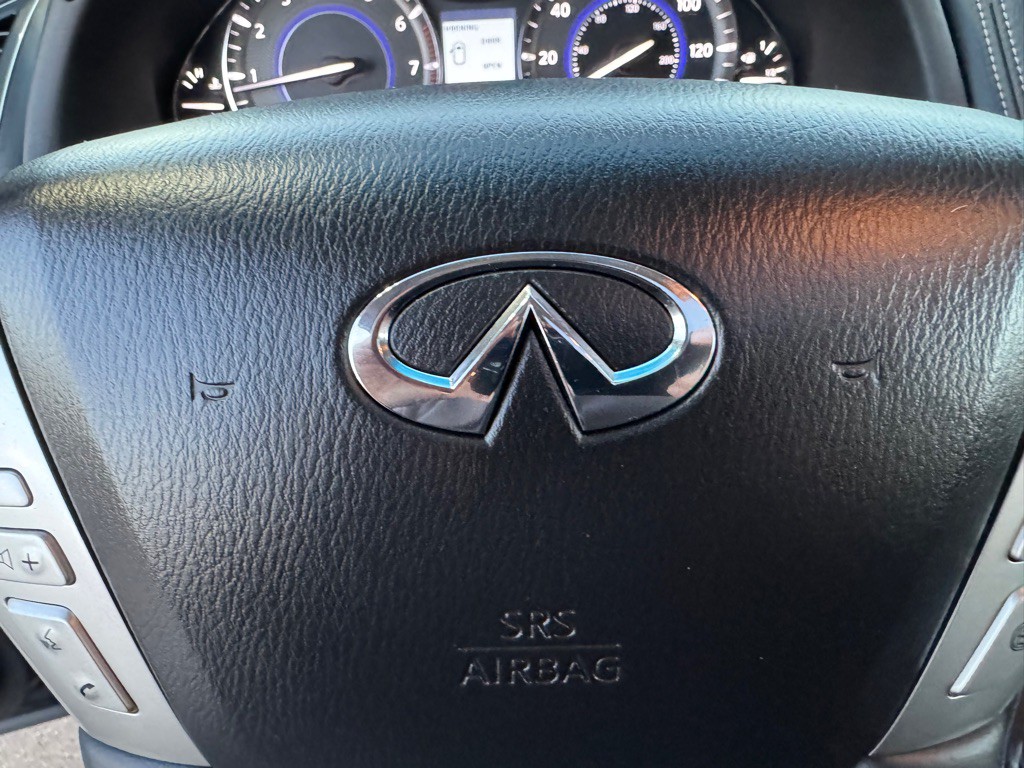 2015 INFINITI QX80 Image 52