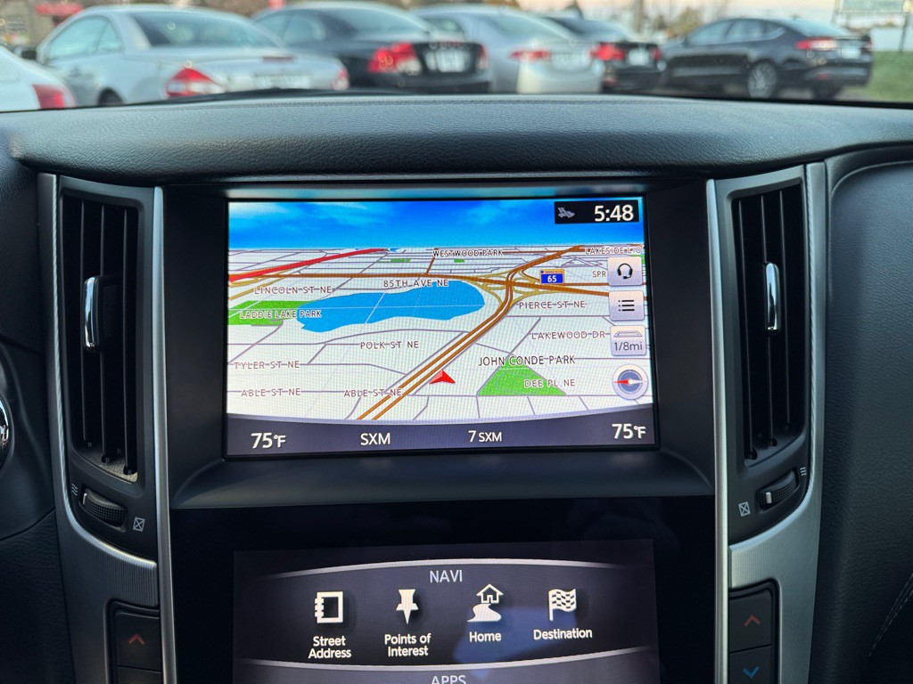 2017 INFINITI Q60 Image 36