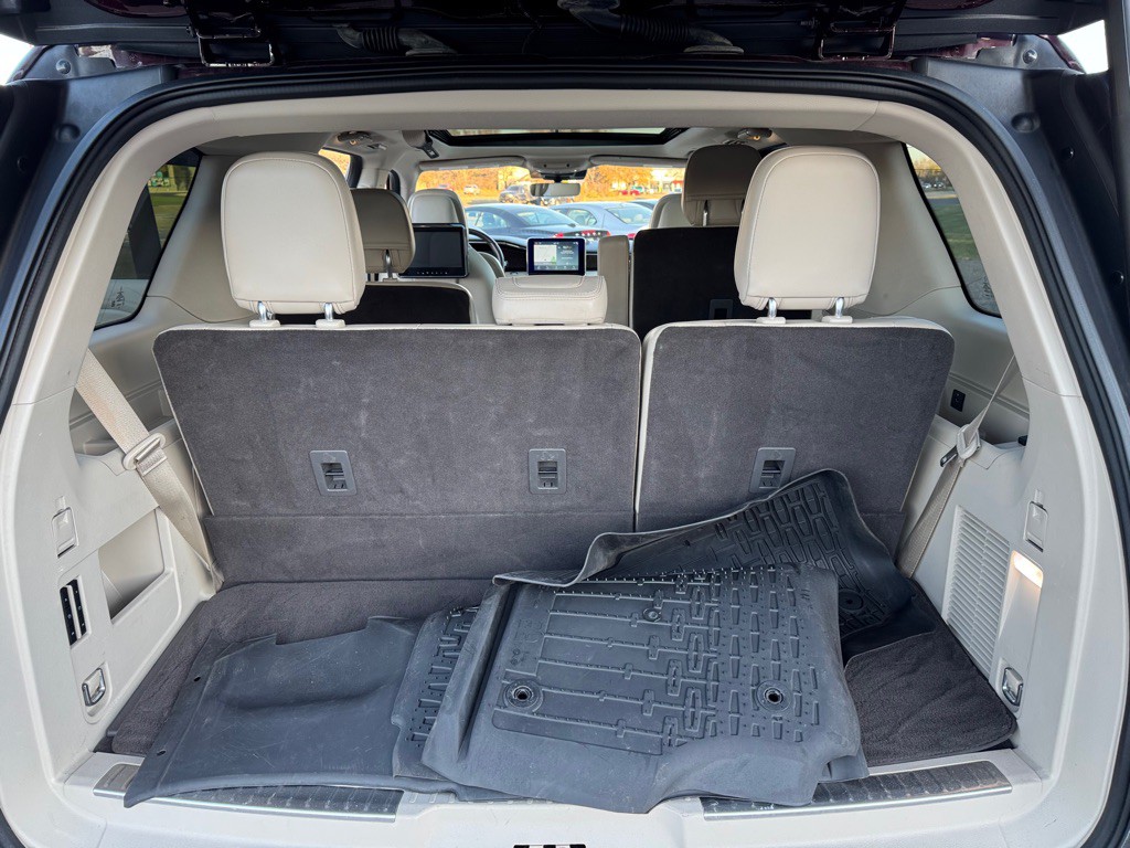 2019 Lincoln Navigator Image 24