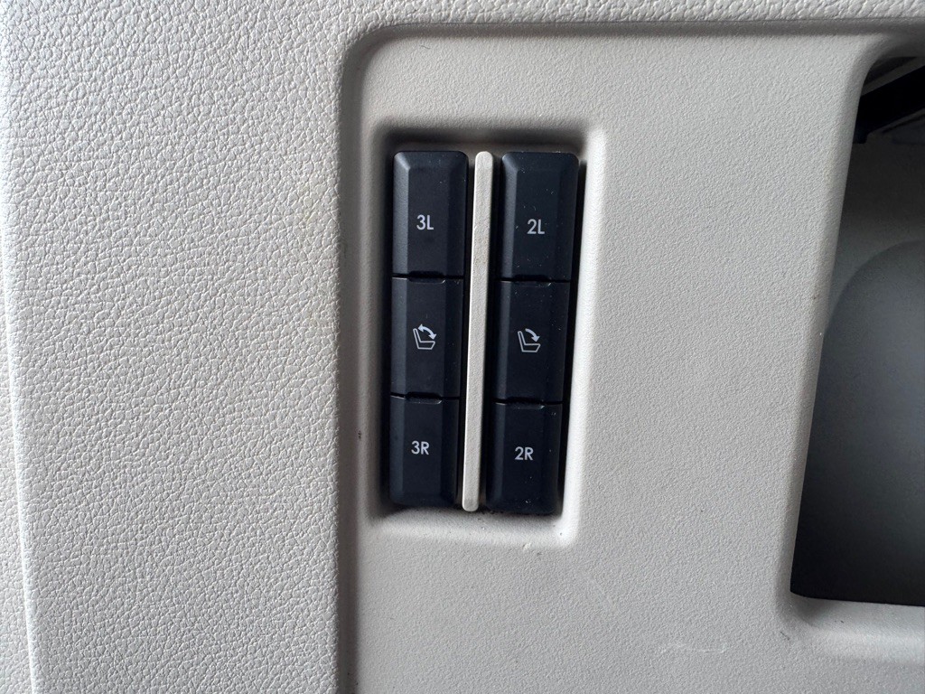 2019 Lincoln Navigator Image 27