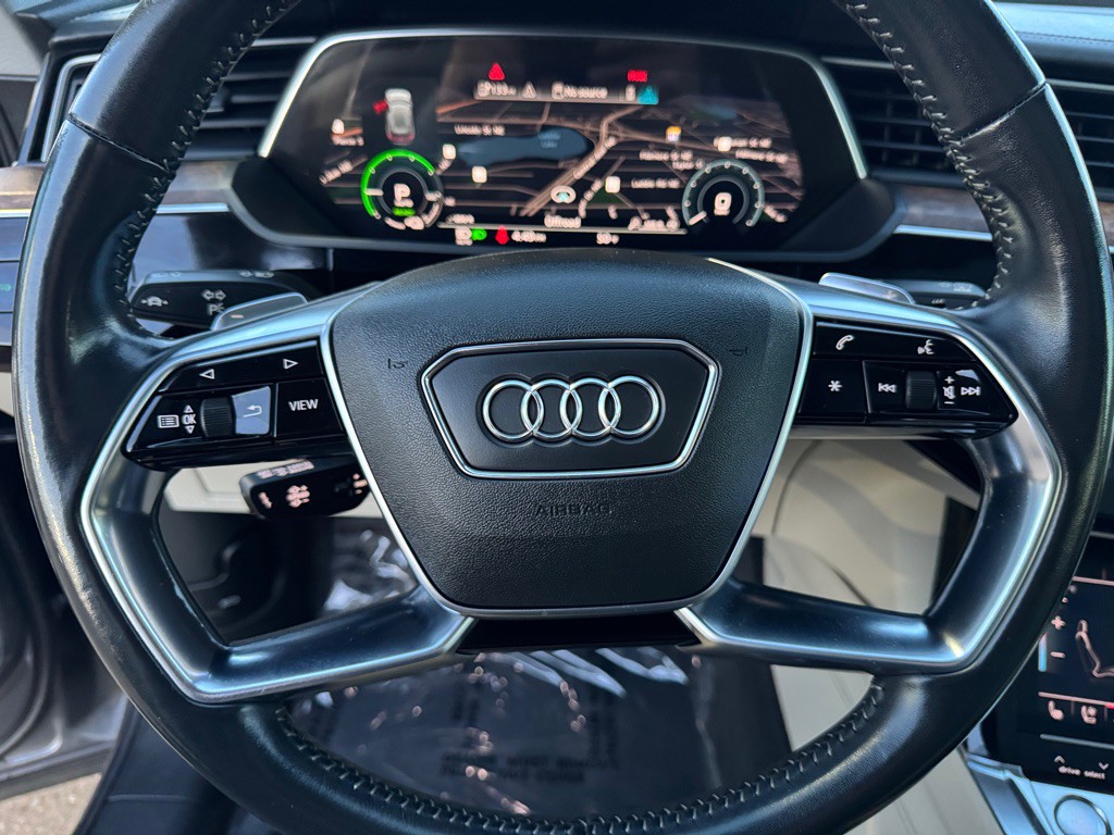 2019 Audi E-tron Image 63