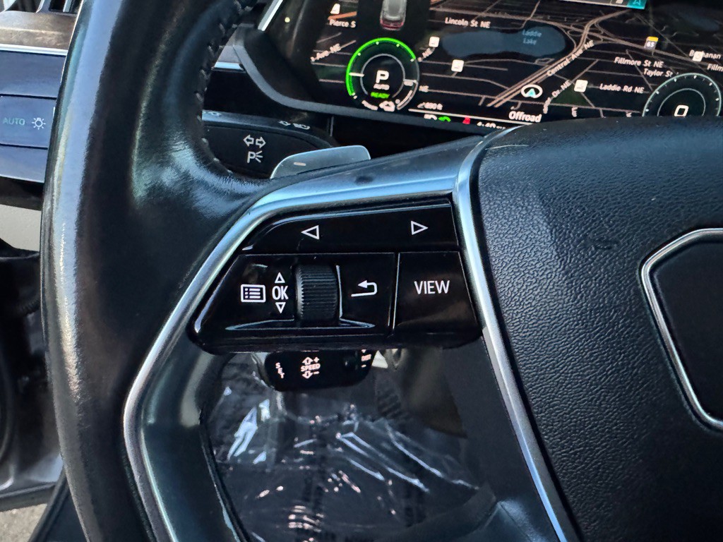 2019 Audi E-tron Image 64