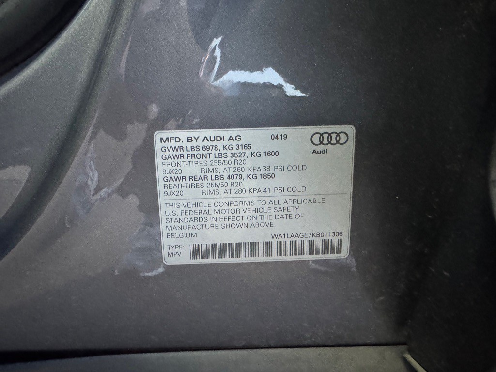 2019 Audi E-tron Image 70