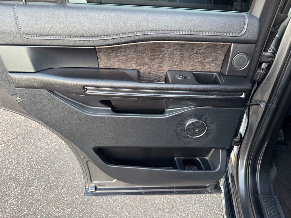 2019 Ford Expedition Image 24