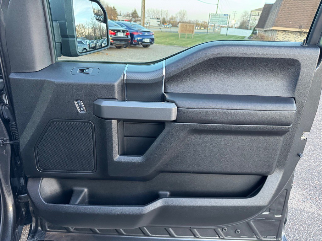 2018 Ford F-150 Image 32
