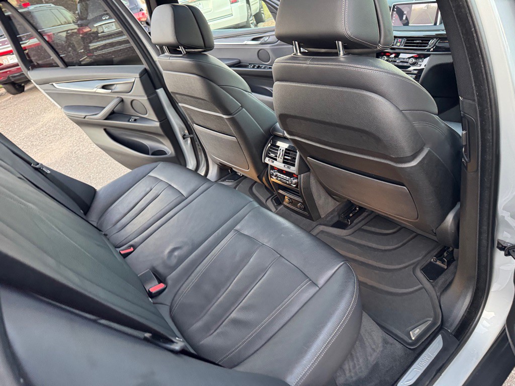 2018 BMW X5 Image 27