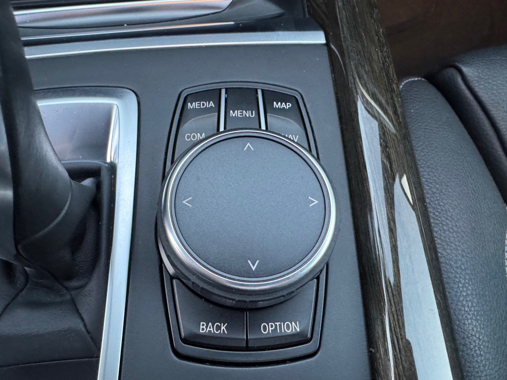 2018 BMW X5 Image 40