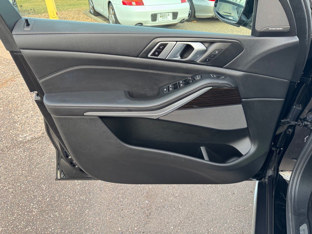 2020 BMW X5 Image 19