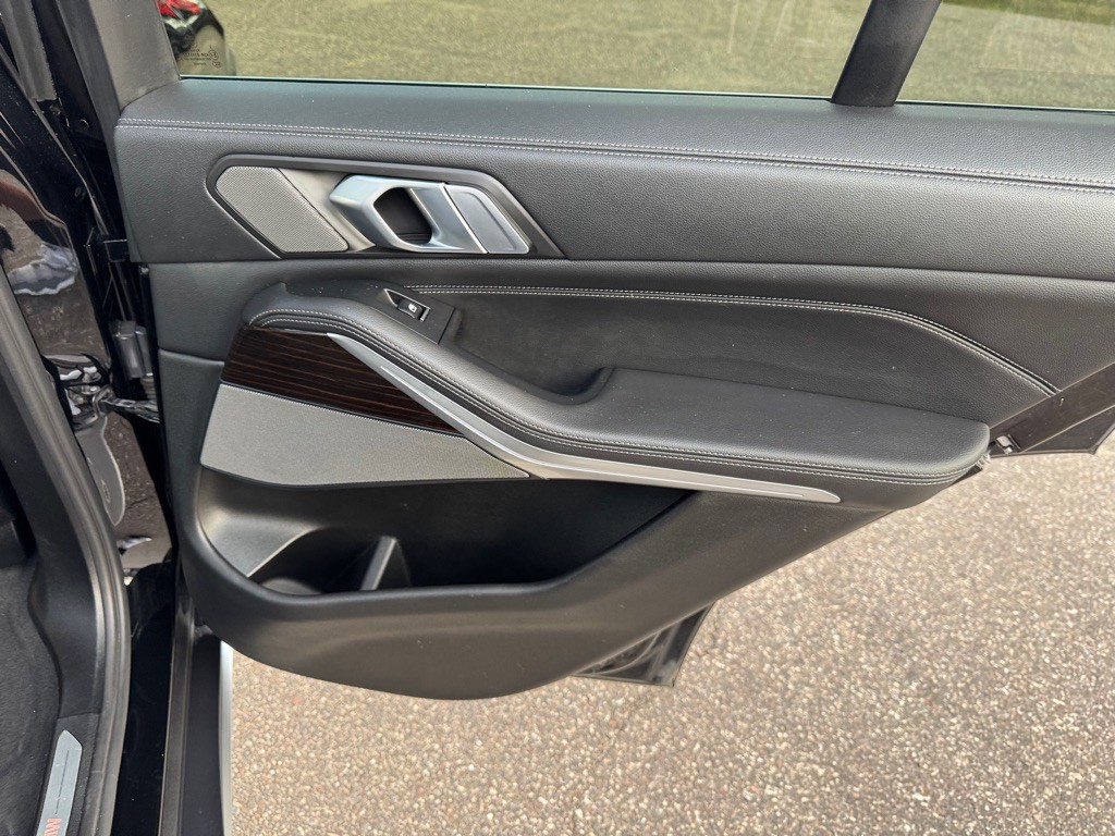 2020 BMW X5 Image 32