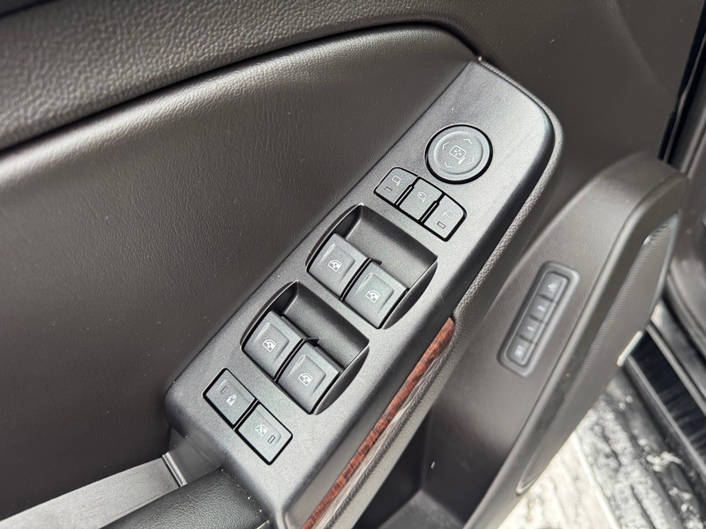 2017 GMC Yukon Image 20