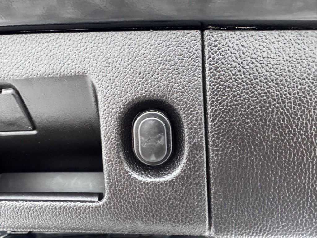 2017 GMC Yukon Image 30