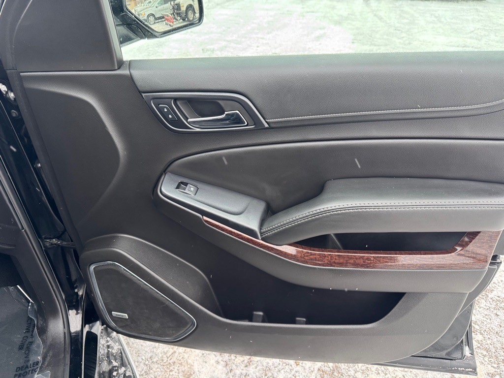 2017 GMC Yukon Image 37