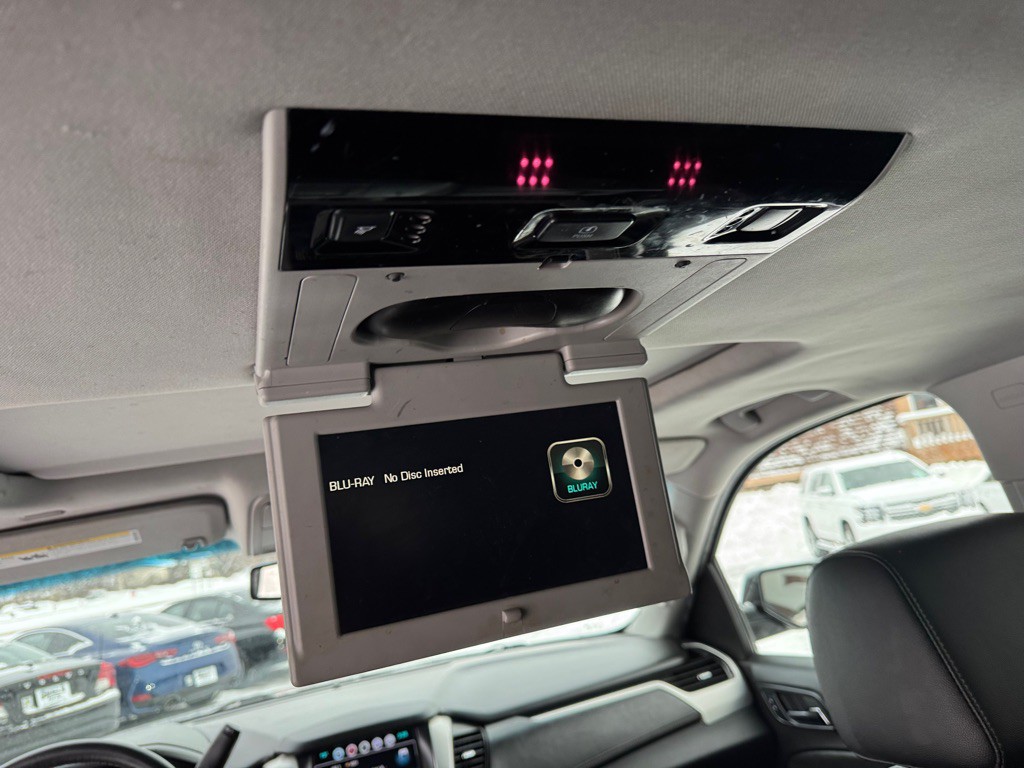 2017 GMC Yukon Image 38