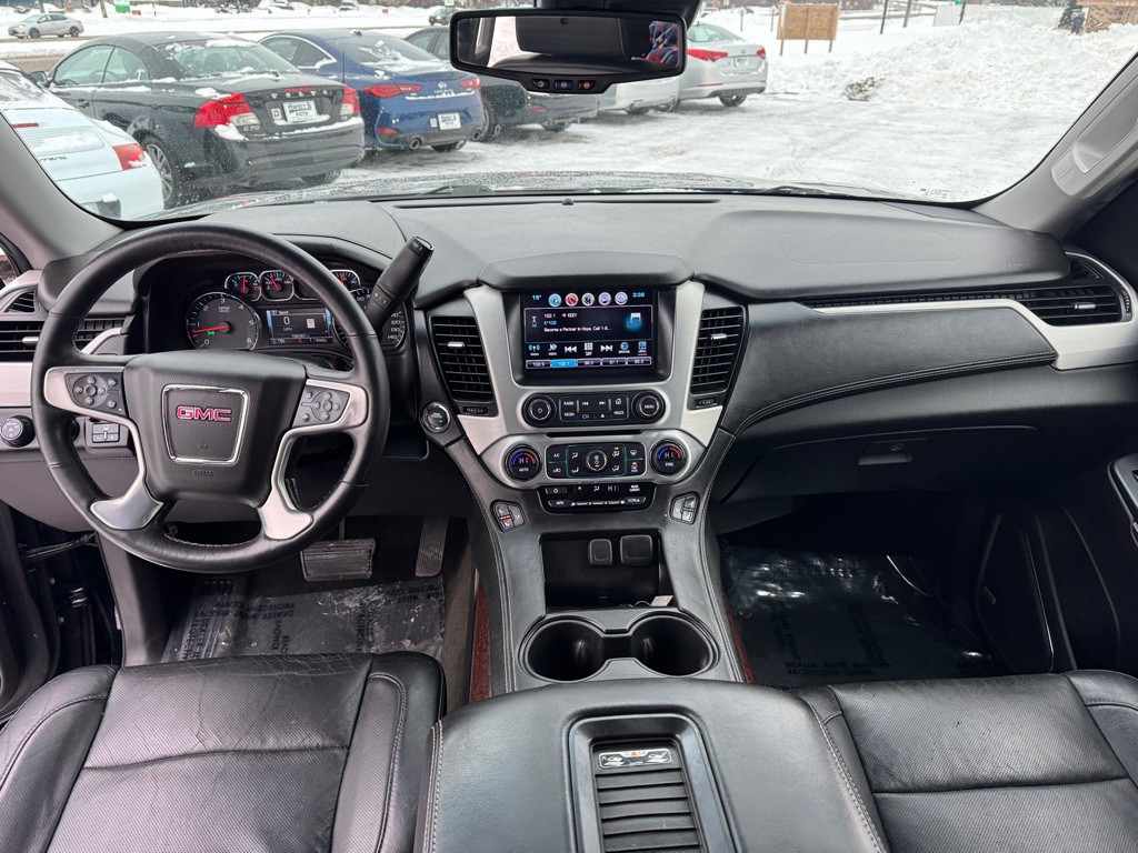 2017 GMC Yukon Image 40