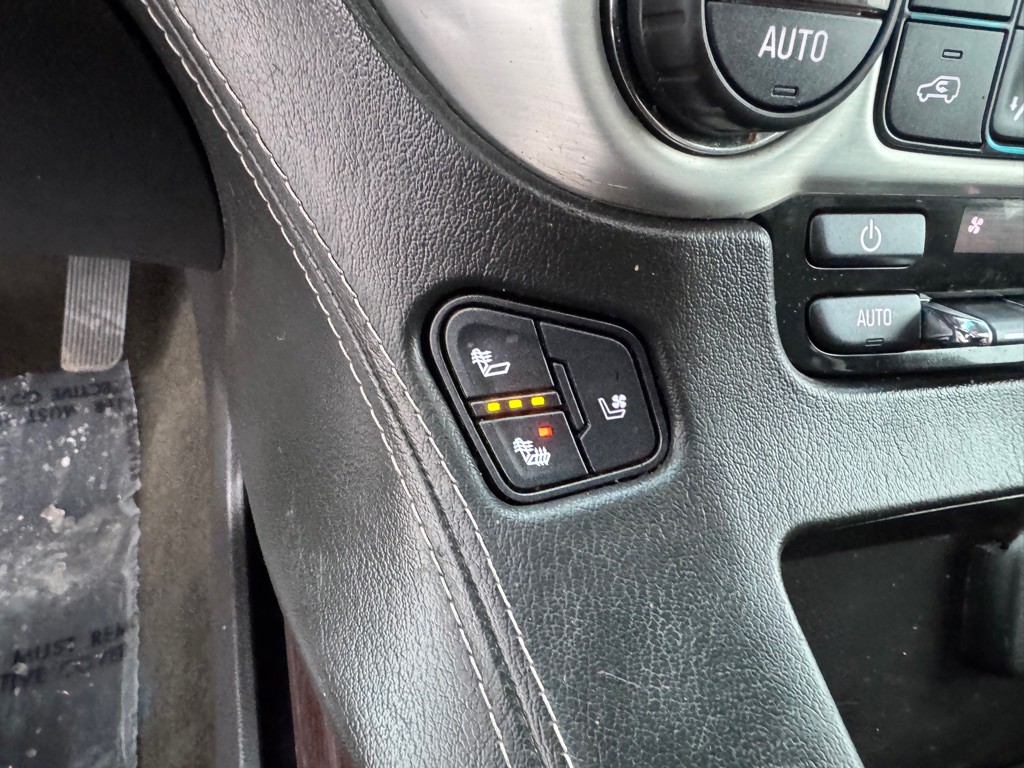 2017 GMC Yukon Image 45