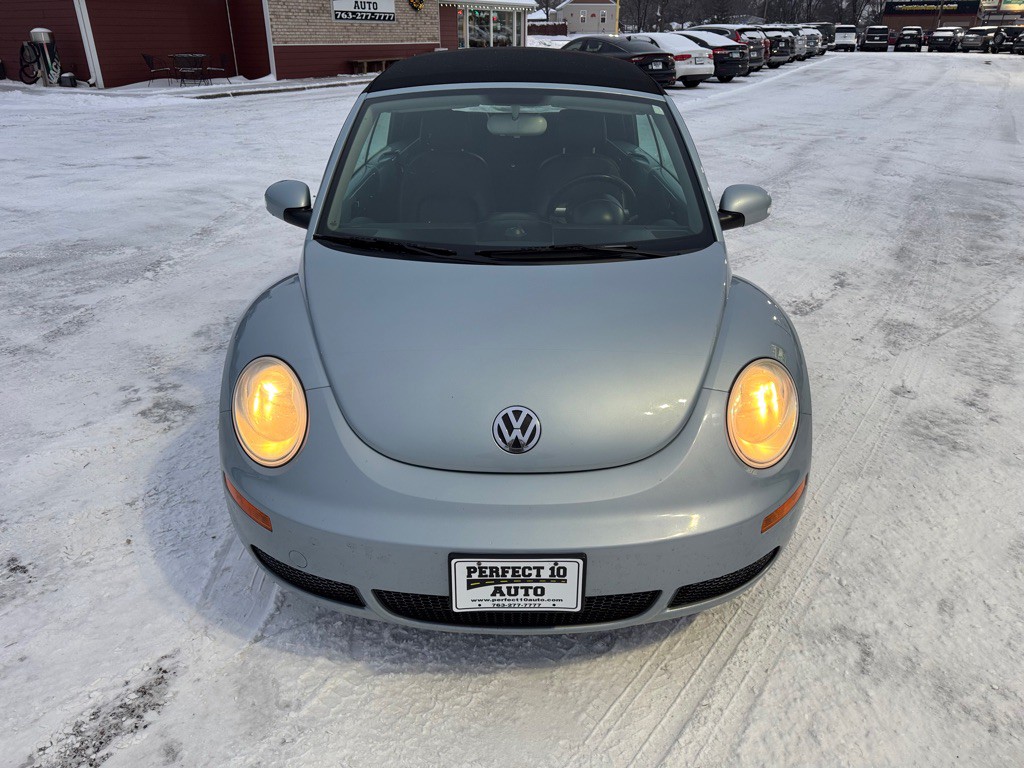 2009 Volkswagen Beetle Image 12