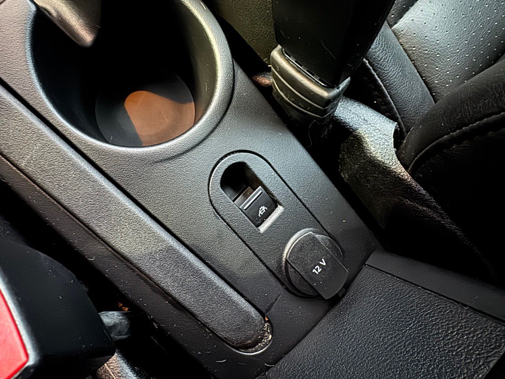 2009 Volkswagen Beetle Image 27