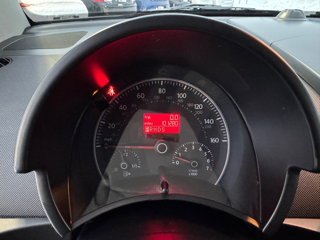 2009 Volkswagen Beetle Image 33