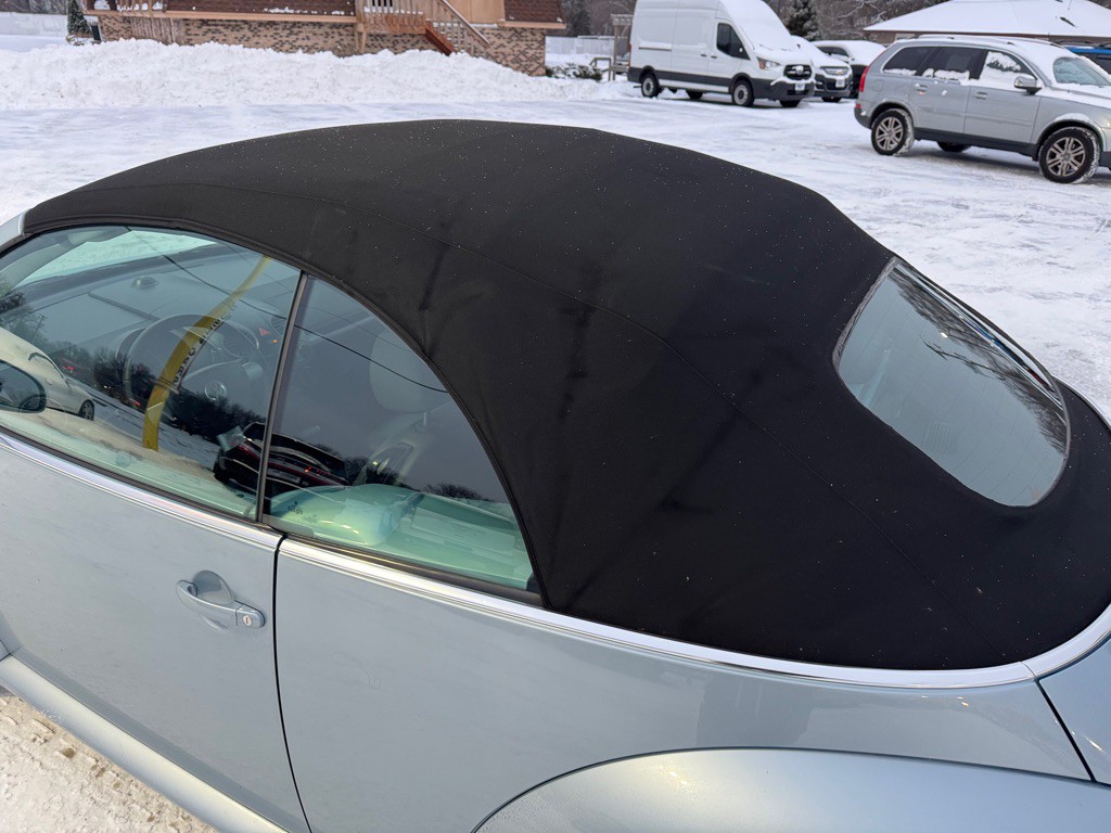 2009 Volkswagen Beetle Image 37