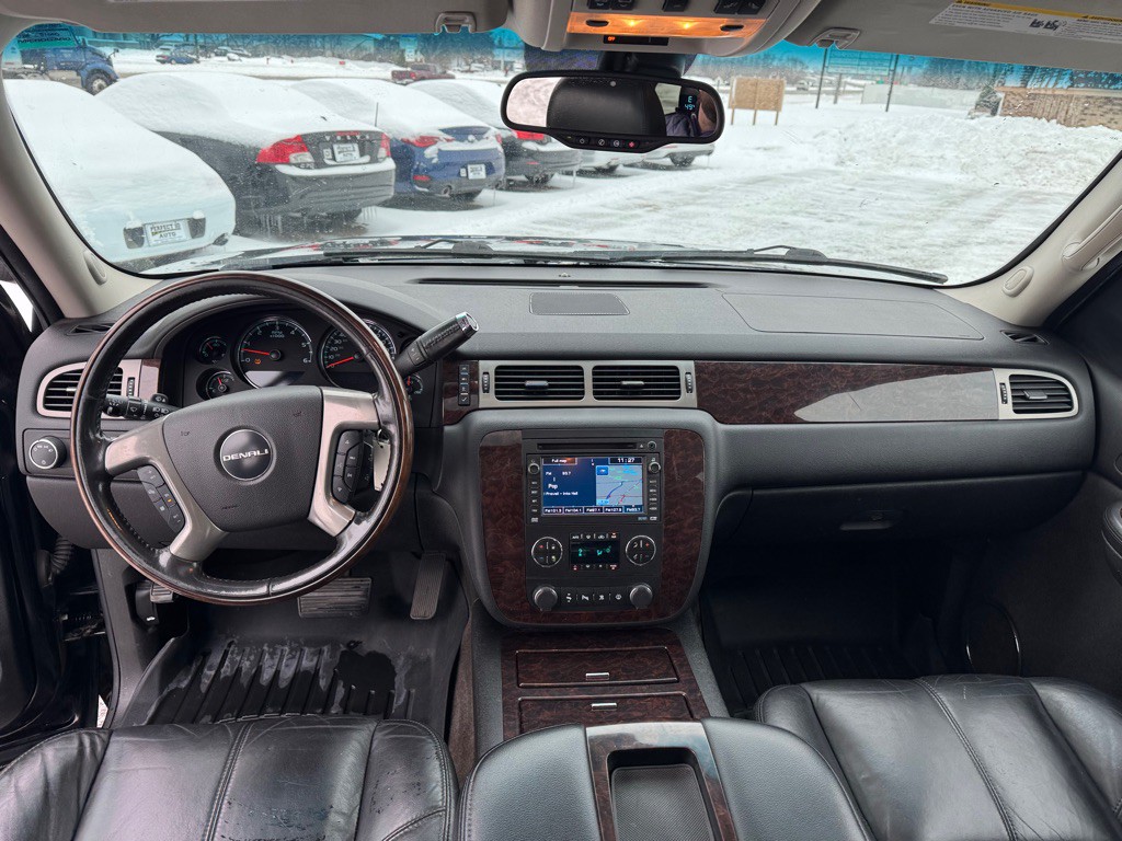 2008 GMC Yukon Image 35