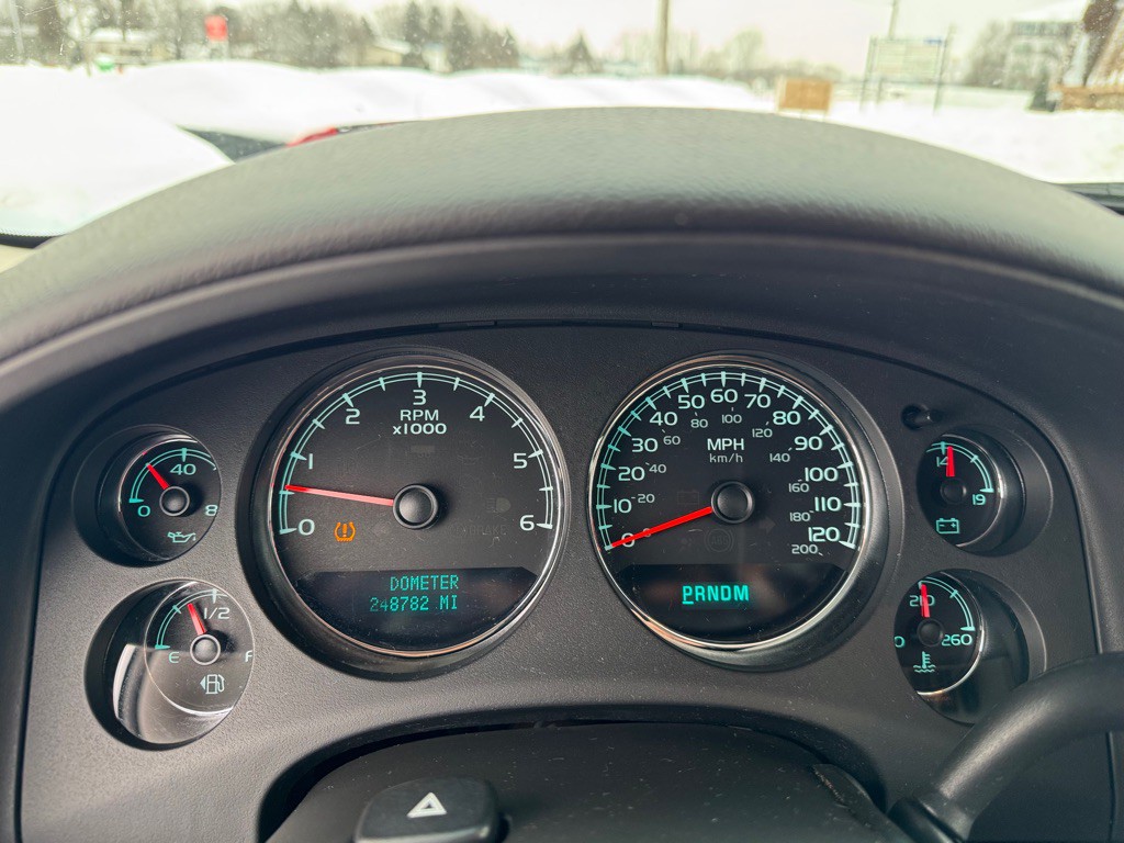 2008 GMC Yukon Image 45