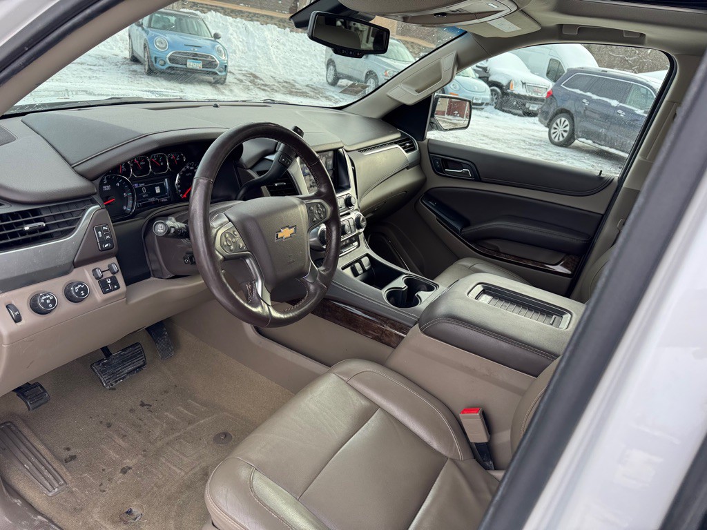 2017 Chevrolet Tahoe Image 14