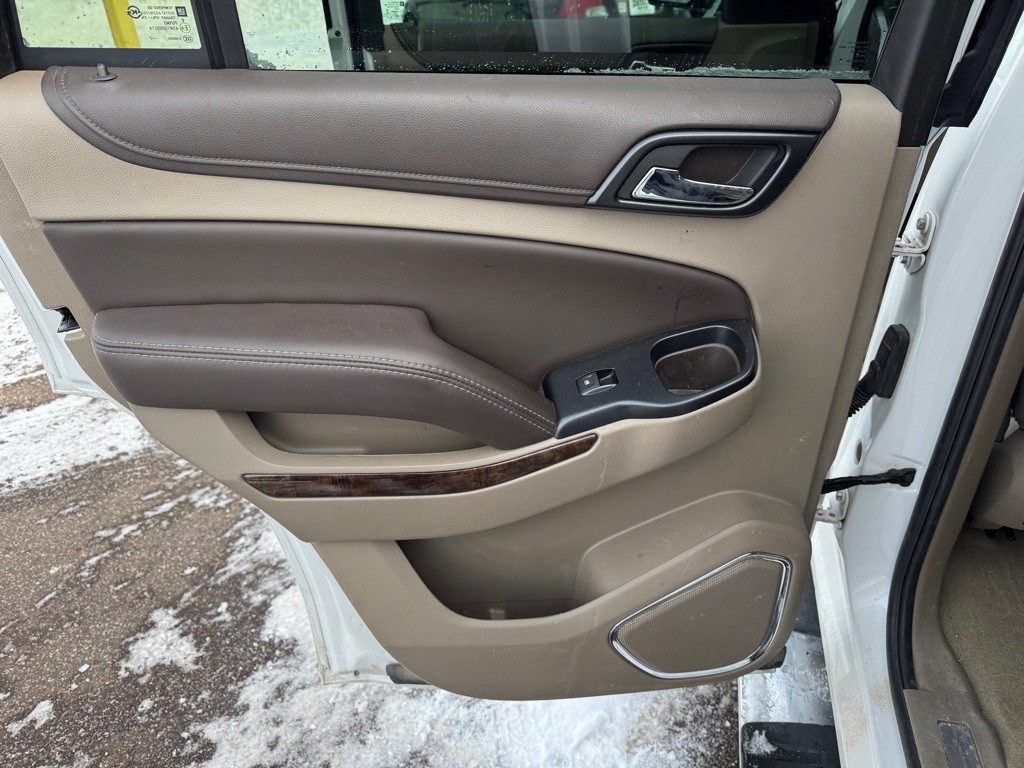 2017 Chevrolet Tahoe Image 21